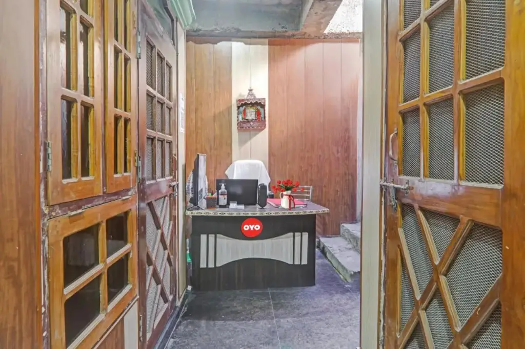 Лакхнау: Flagship 92502 Hotel Shubh Inn