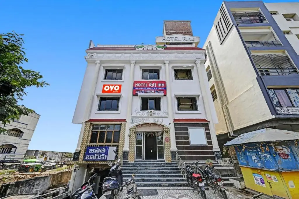 Варангал: Oyo 70196 Hotel Raj Inn