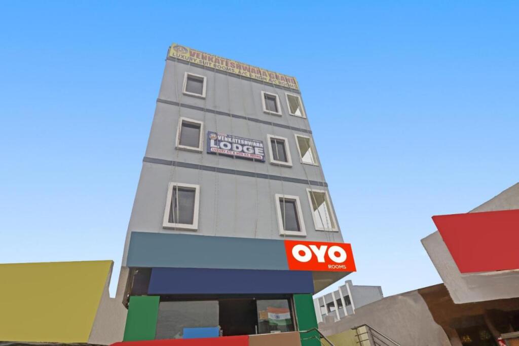 Хидерабад: OYO 93028 Hotel Venkateshwara Grand