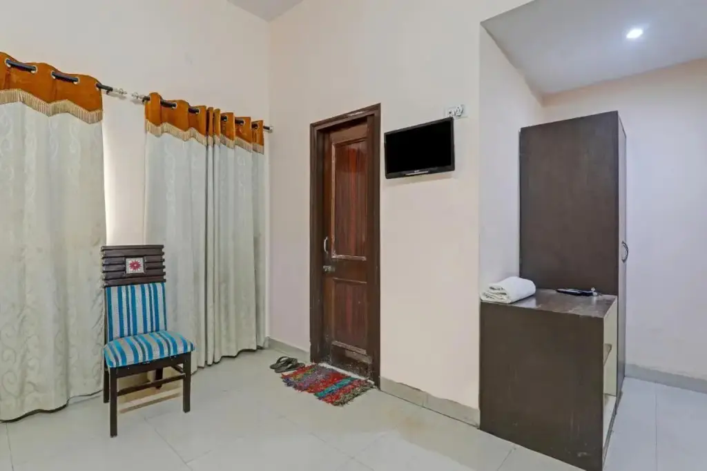 Варанаси: Oyo Flagship 70321 Hotel Ranjit
