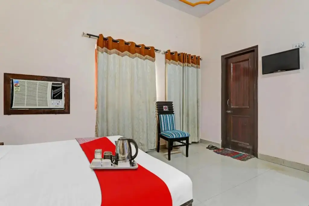 Варанаси: Oyo Flagship 70321 Hotel Ranjit