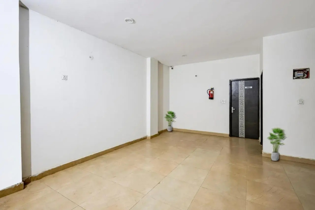 Нью-Дели: OYO Flagship 80608 Hotel Relax Inn