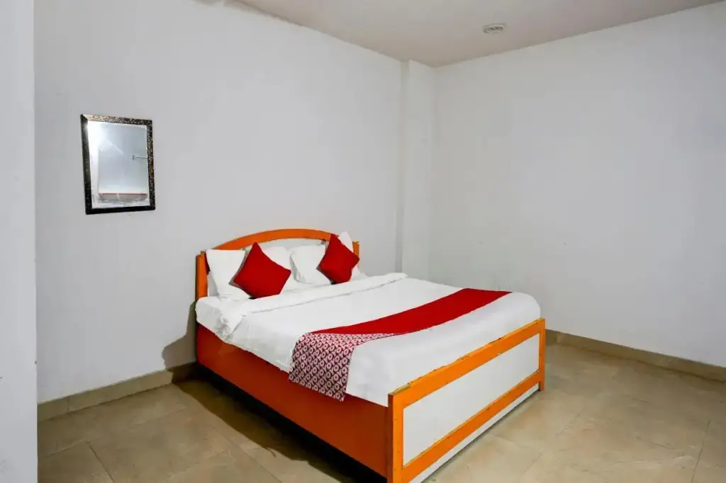 Нью-Дели: OYO Flagship 80608 Hotel Relax Inn