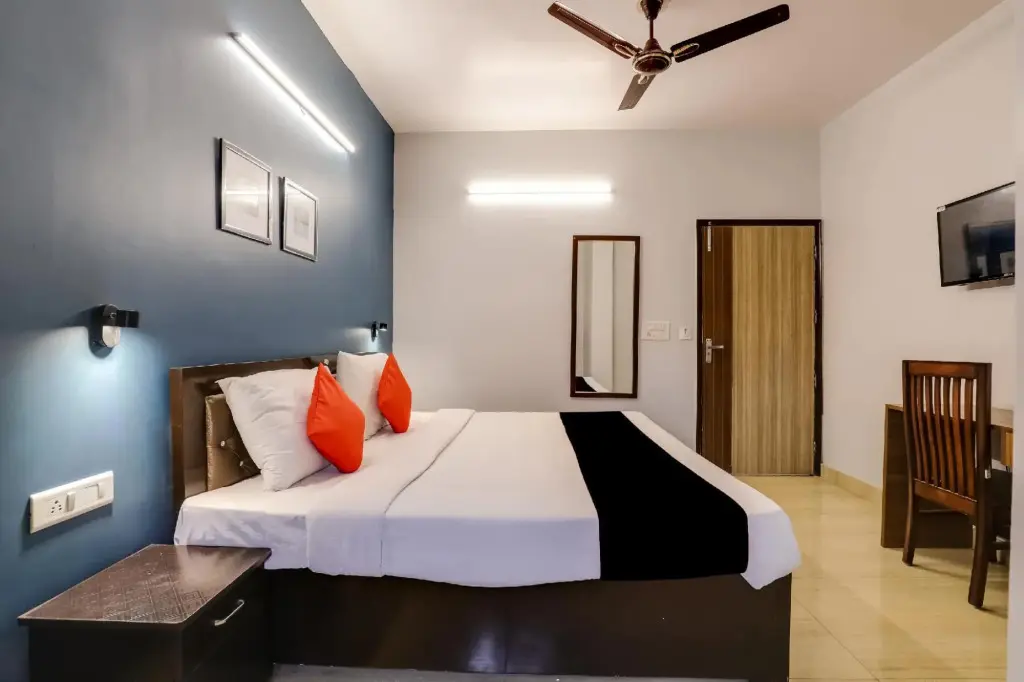 Нью-Дели: Capital O 71756 Hotel Silver Arrow