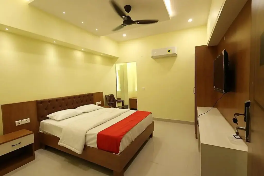 Висакхапатнам: Vididhi House