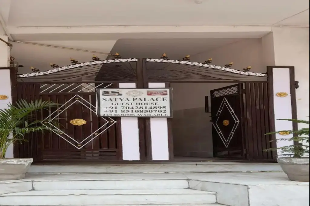 Нью-Дели: Spot On 79757 Hotel Satya Palace