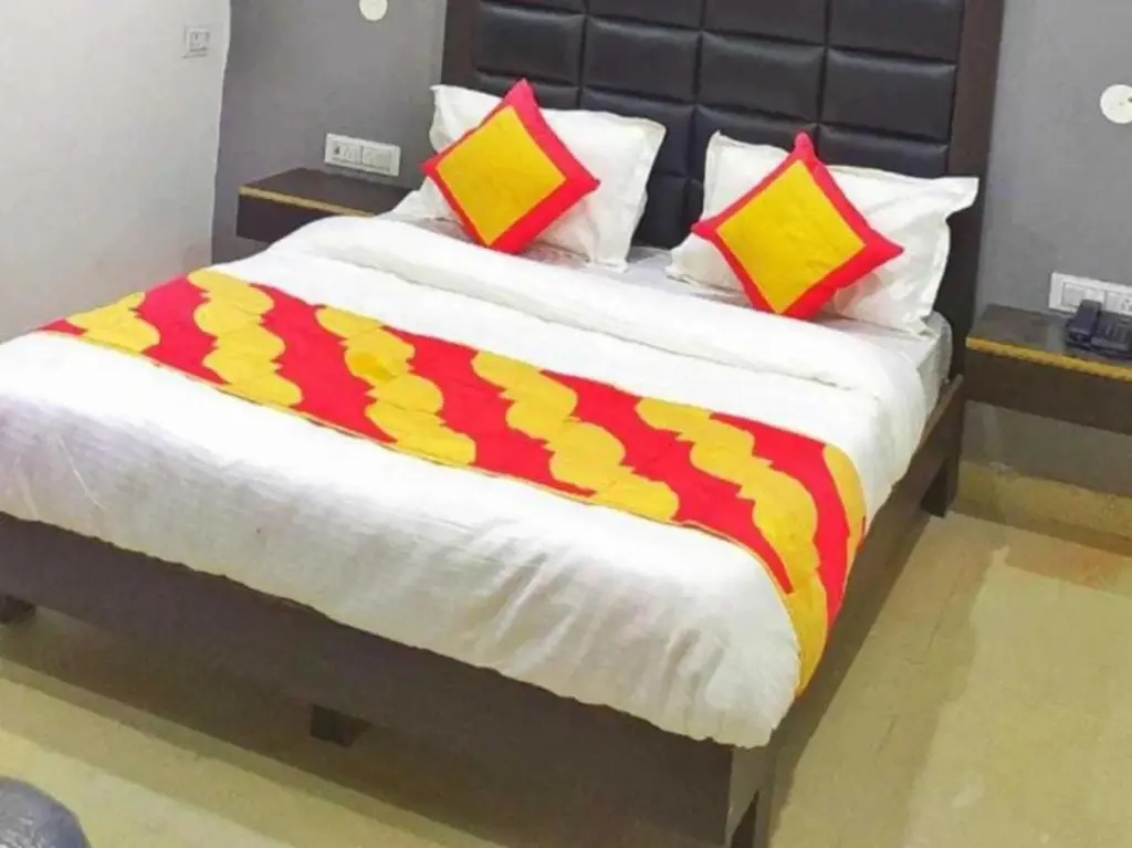 Нью-Дели: POP 701186 Hotel Lajwanti Dlx