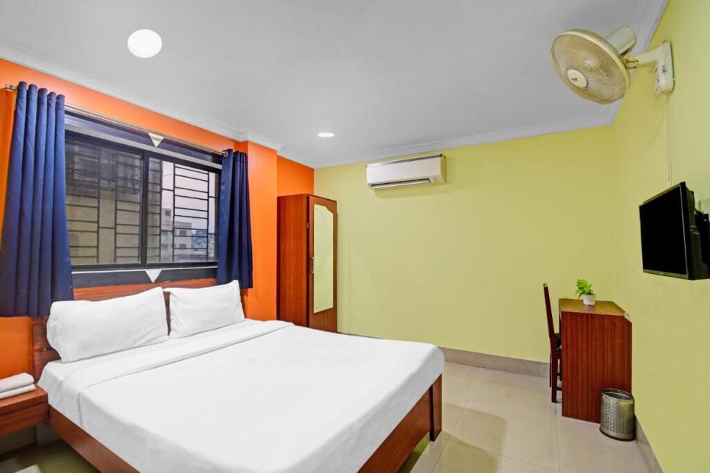 Колката: Oyo Flagship 80615 Bhart Plaza Inn