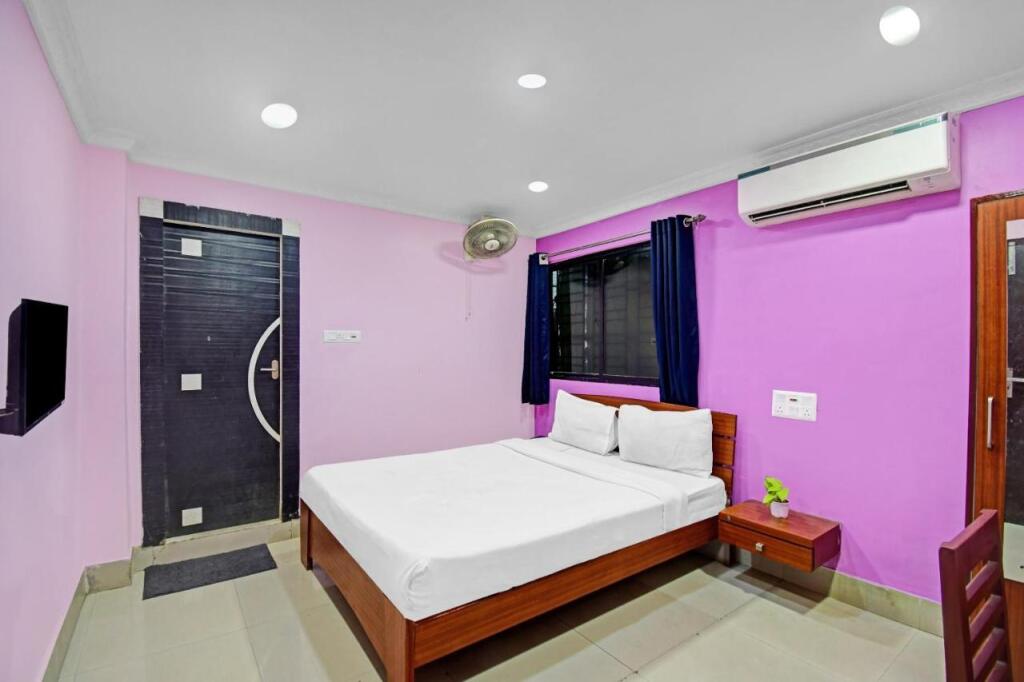 Колката: Oyo Flagship 80615 Bhart Plaza Inn