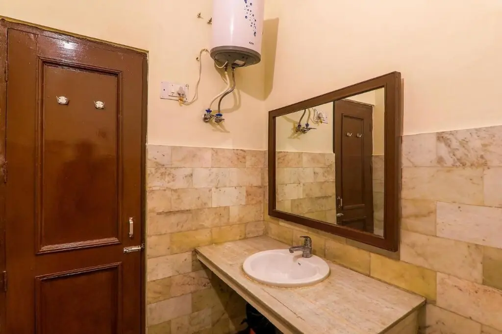 Лакхнау: FabHotel Executive Guest House