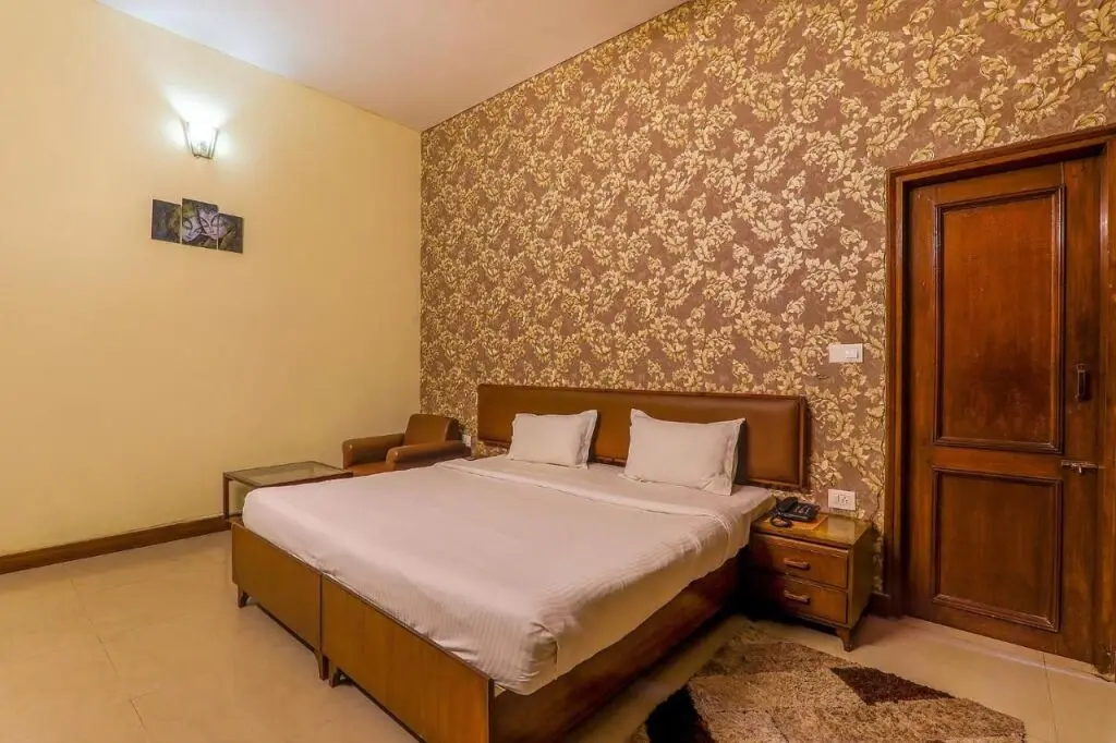 Лакхнау: FabHotel Executive Guest House
