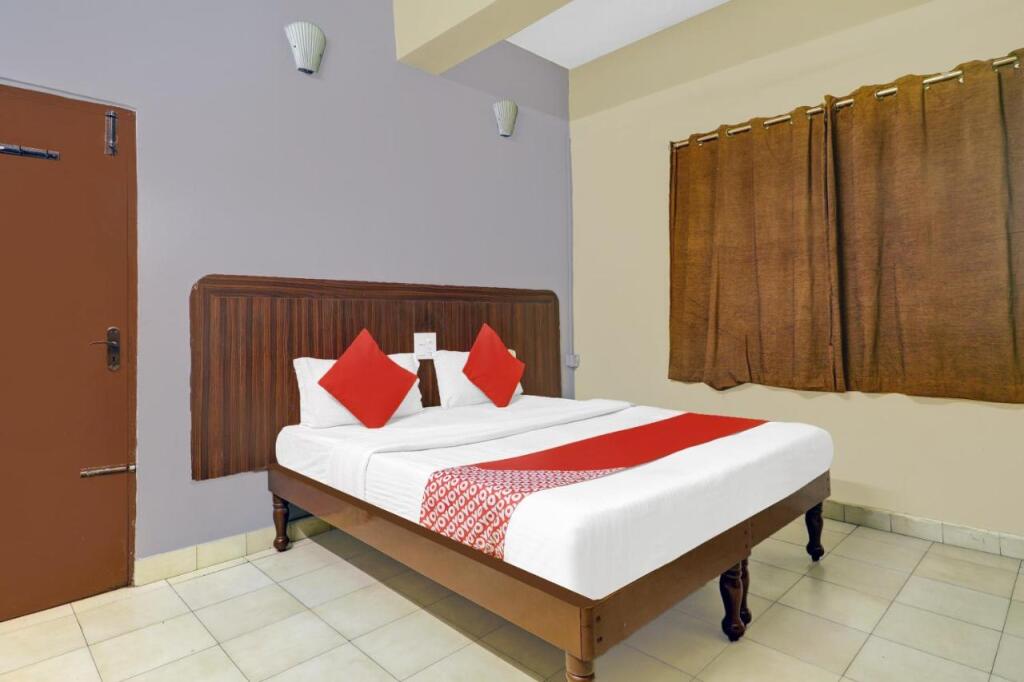 Секундерабад: OYO Flagship 80444 Hrr Hotels