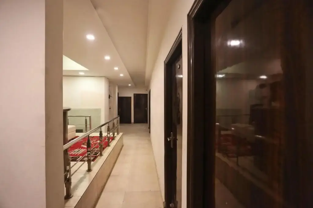 Газиабад: 5 Seas Hotel And Banquet