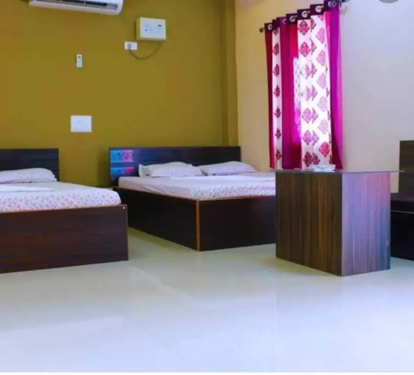 Рева: OYO 703920 The Hotel Pangat