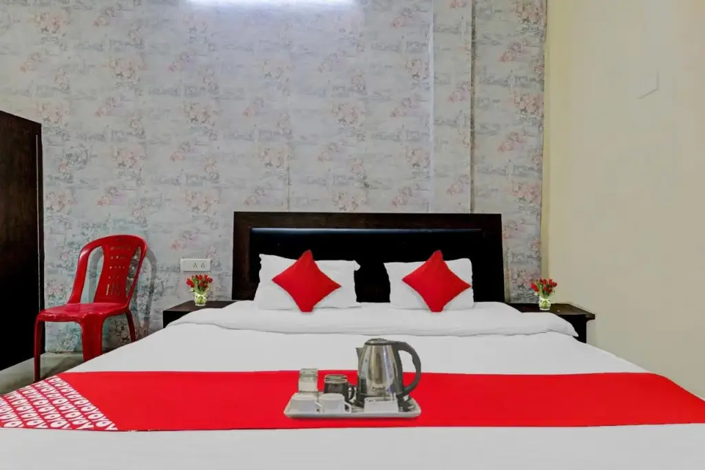 Лакхнау: Flagship 700267 Rajvanshi Guest House