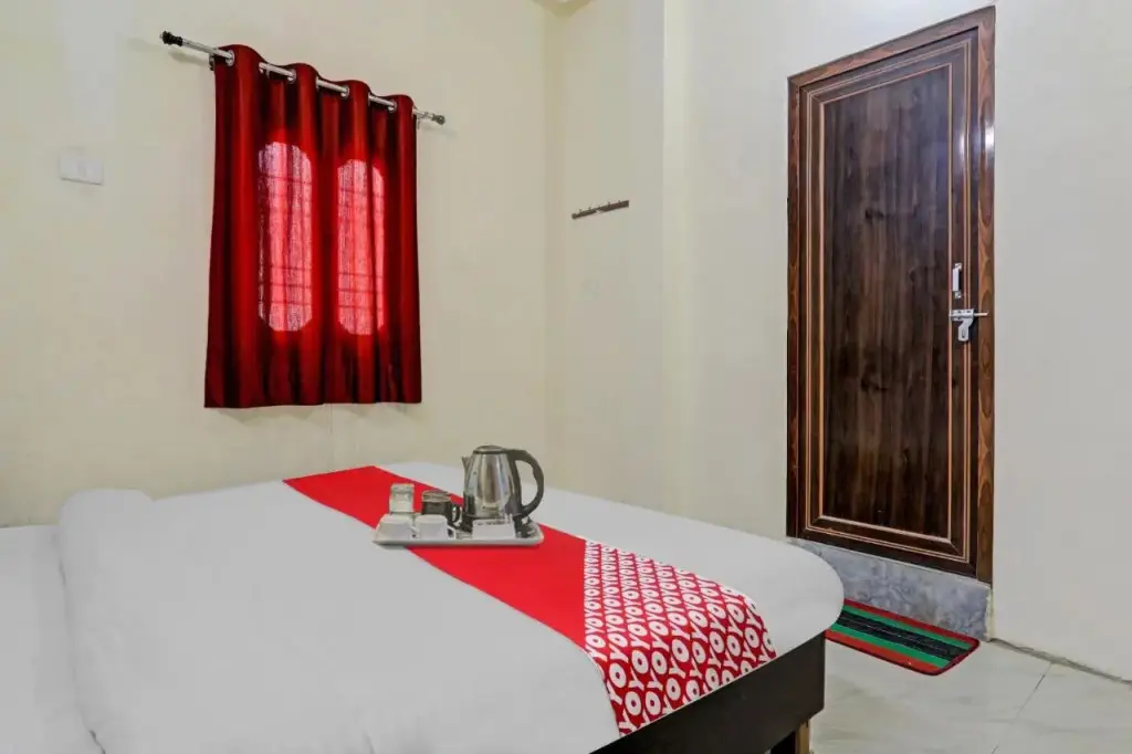Лакхнау: Flagship 700267 Rajvanshi Guest House