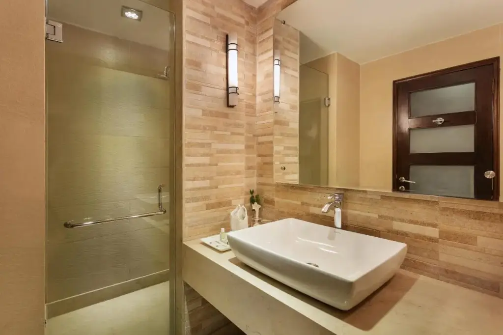 Наинитал: The Earls Court by Leisure Hotels