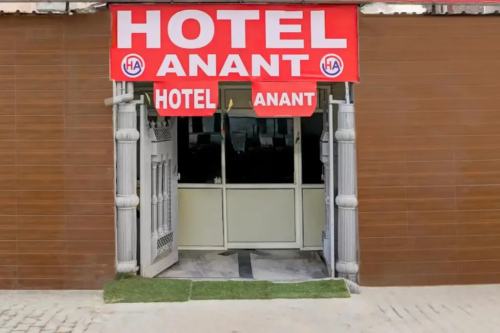 Большая Нойда: Hotel Anant by Wb Inn