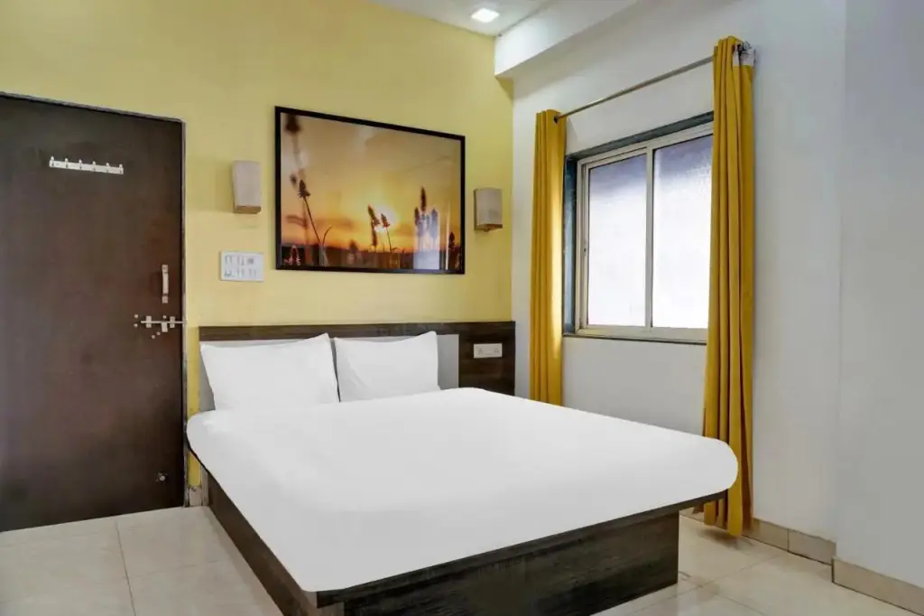 Пимпри-Чинчвад: Oyo Flagship 805751 Satnam Inn