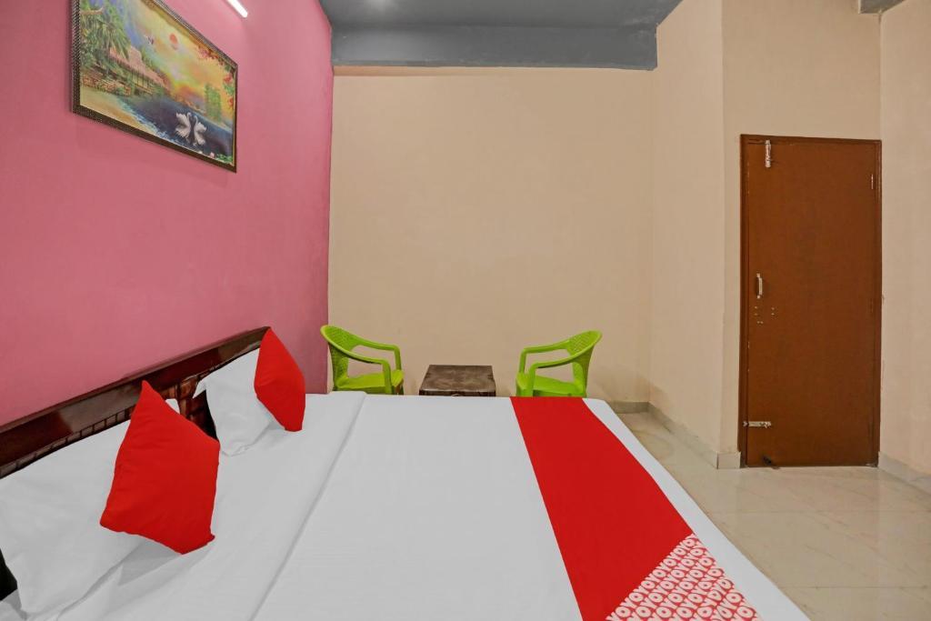 Большая Нойда: Flagship 87294 Pari Hotel