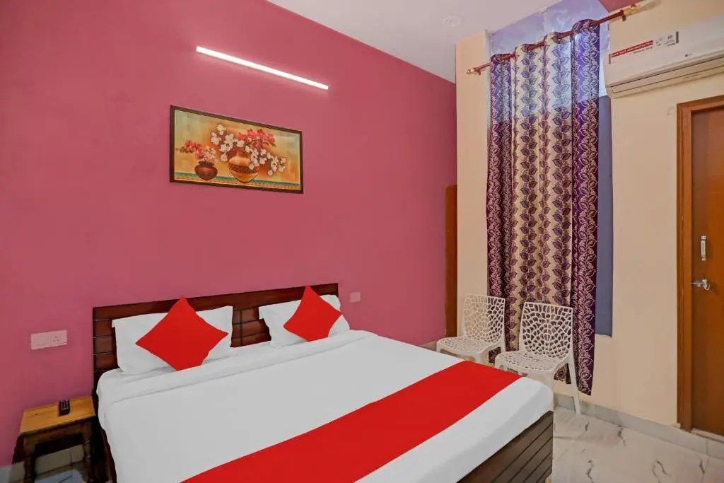Большая Нойда: Flagship 87294 Pari Hotel