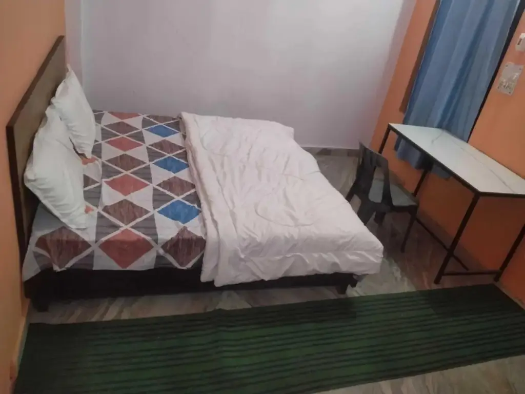 Мератх: OYO 80516J Hotel Red Rose Inn