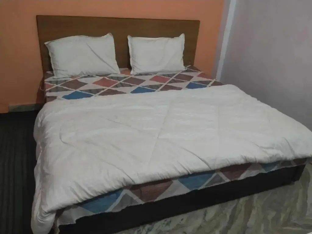 Мератх: OYO 80516J Hotel Red Rose Inn