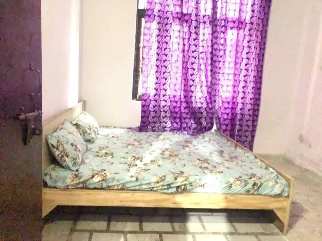 Мератх: OYO 70162 Blue Star Hotel