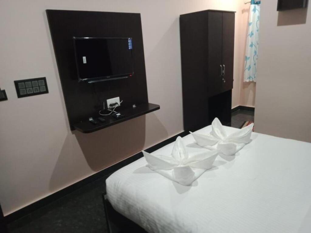 Palahalli: Super OYO Flagship 93452 The Runway Inn Resort