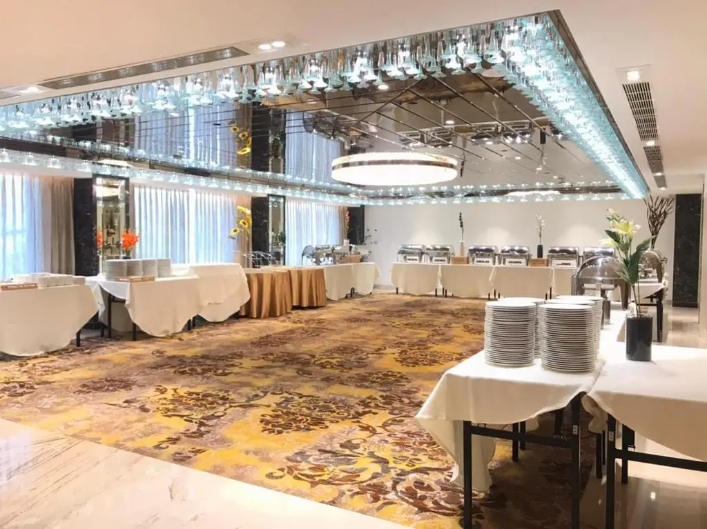 Ченнаи: Kay Em Spectra Hotel