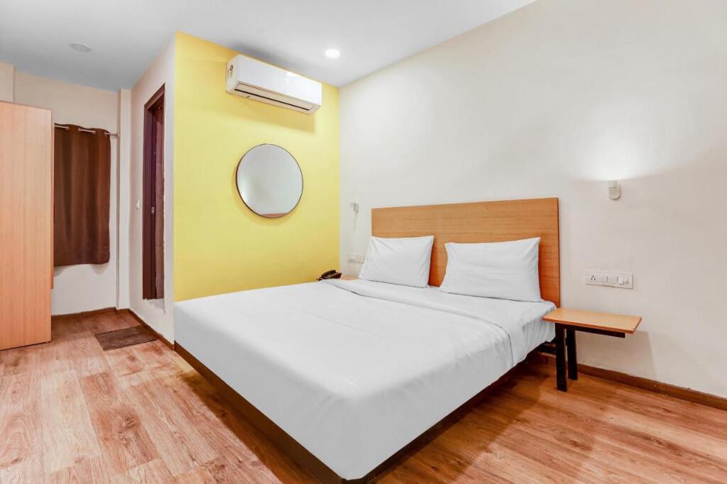 Лакхнау: Townhouse 1156 Hotel Grey Leaves