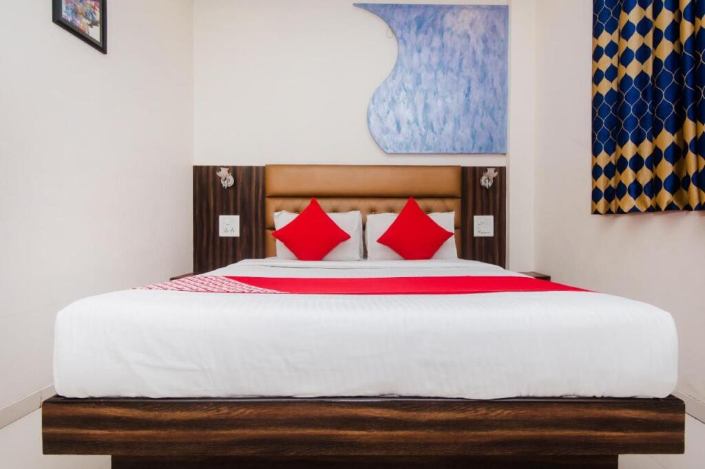 Мумбаи: Flagship 8544 Hotel Bentleys