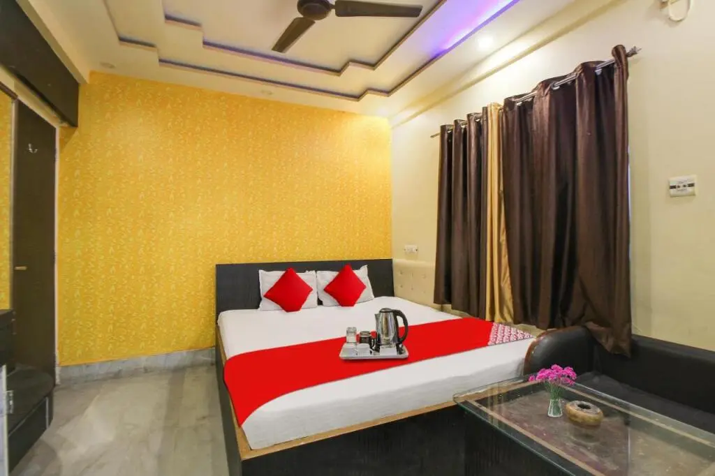 Колката: OYO Flagship 70359 Ecopark Guest House