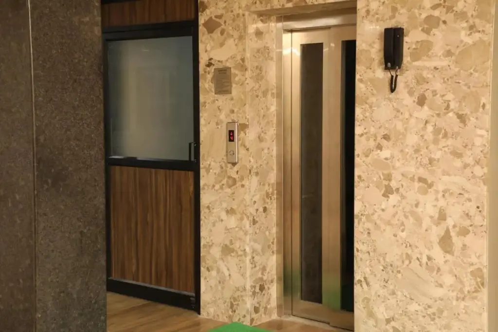 Ченнаи: Season 4 Residences - Nungambakkam (US Consul&Apollo)