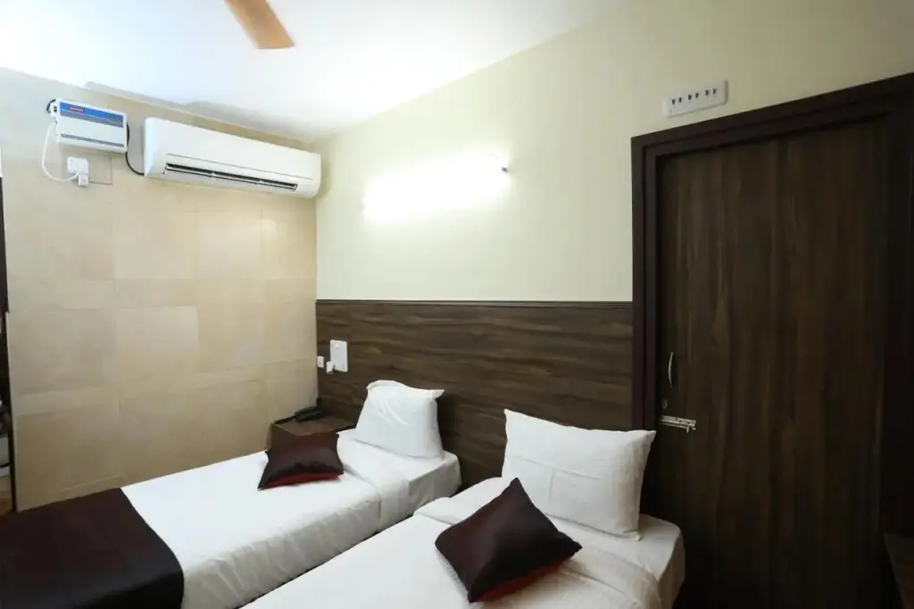 Ченнаи: Season 4 Residences - Nungambakkam (US Consul&Apollo)