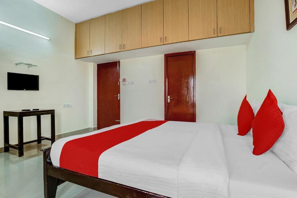 Ченнаи: OYO Flagship 82739 Jeyam Residency