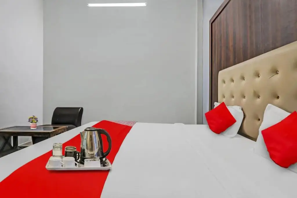 Лакхнау: OYO Flagship 701981 The Cz Inn