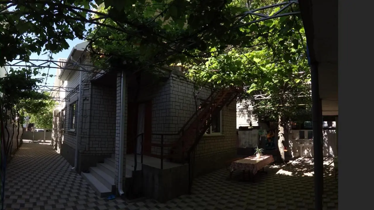 Витязево: Guest house U ivanycha