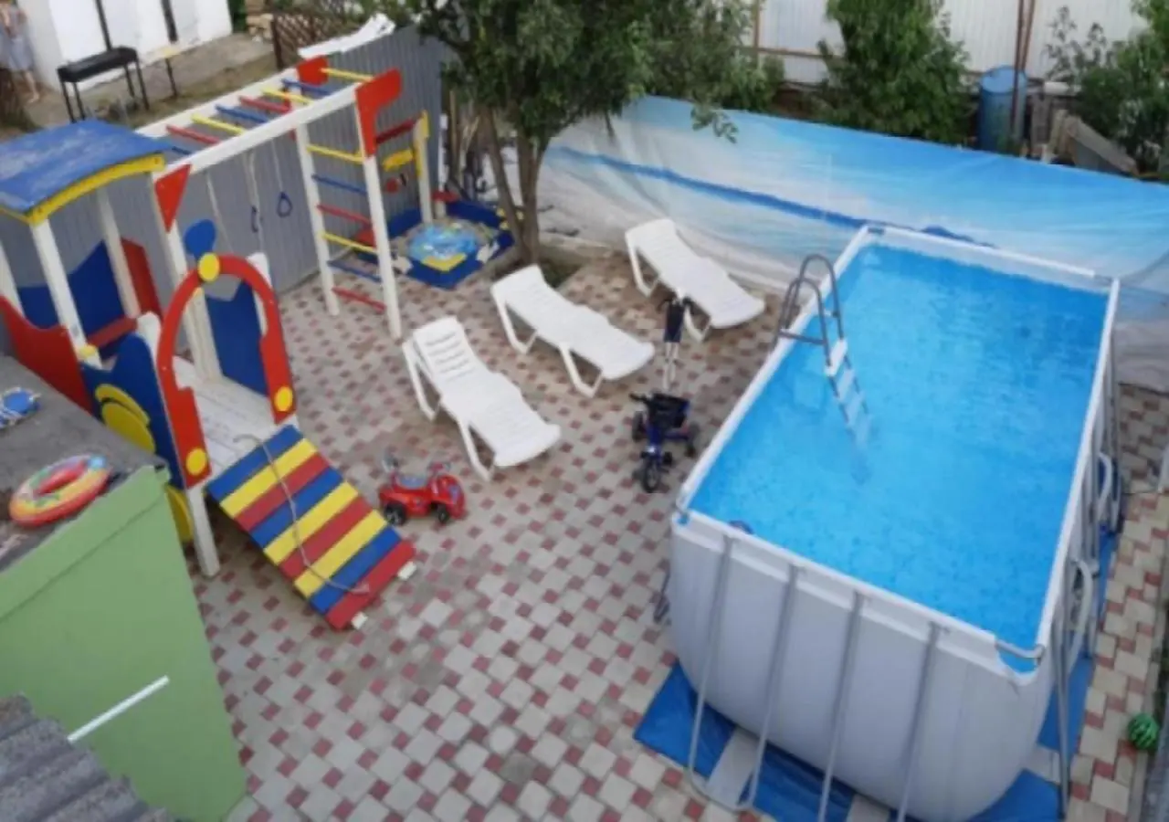 Витязево: Guest house U ivanycha