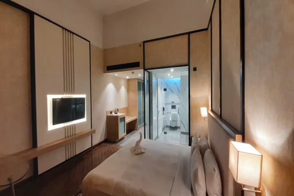 Агартала: Hotel Polo Tower Agartala