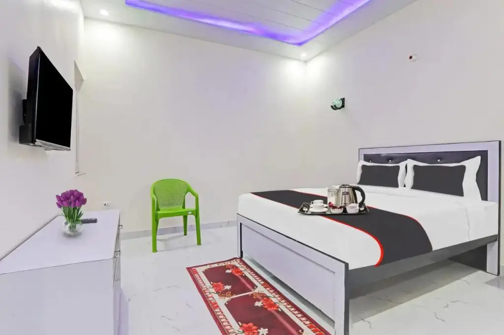 Лакхнау: Collection O Hotel Kalawati Palace
