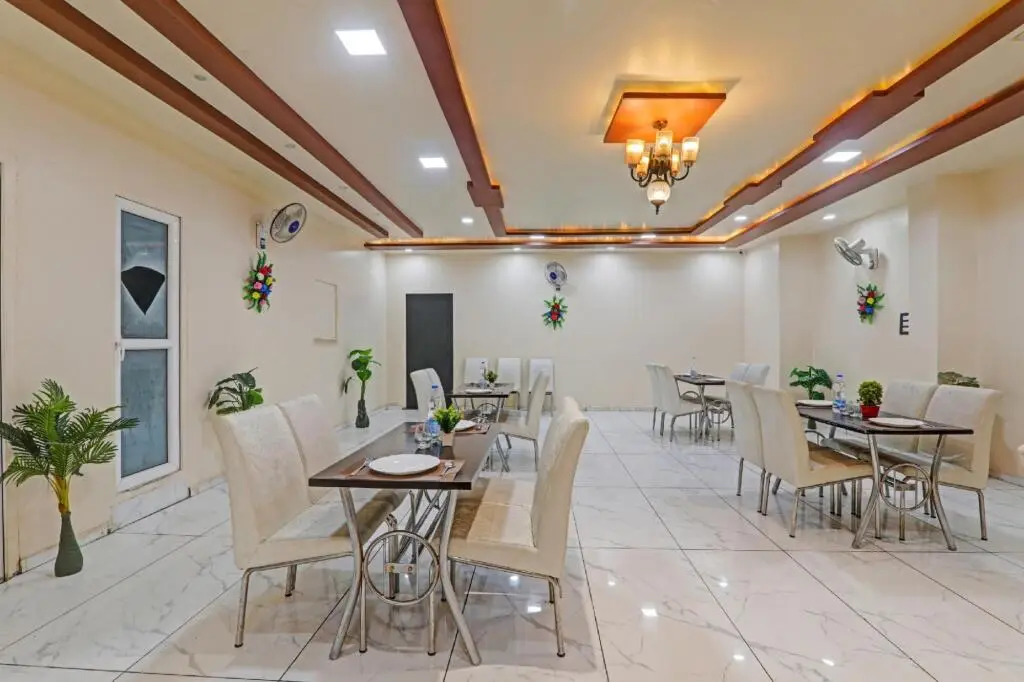Лакхнау: OYO Townhouse 565 Hotel Hridaya Inn