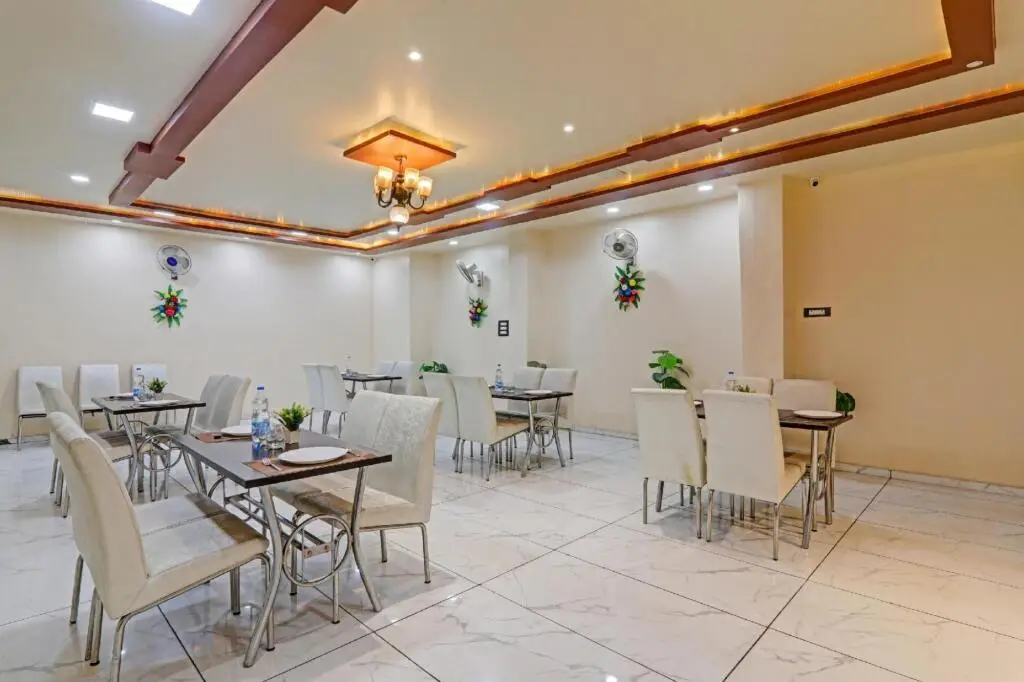 Лакхнау: OYO Townhouse 565 Hotel Hridaya Inn