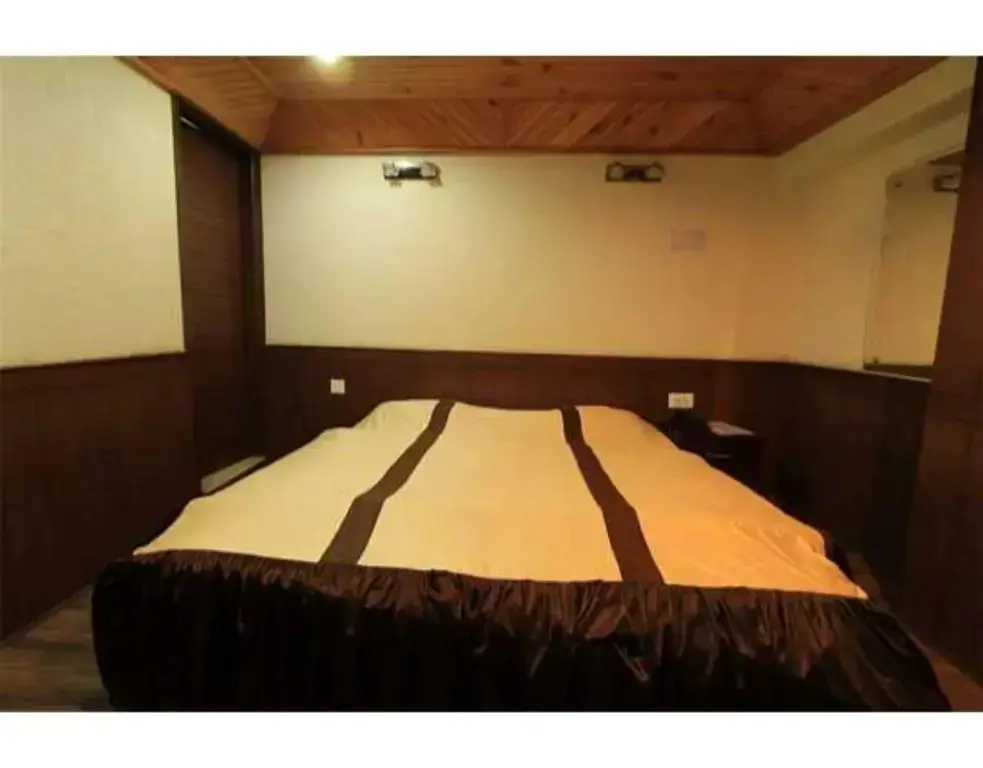 Наинитал: Excellent Stay at Mall