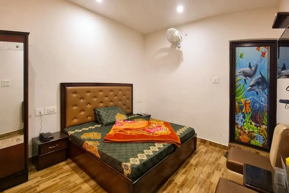 Чамба: Hotel Anmol Dalhousie