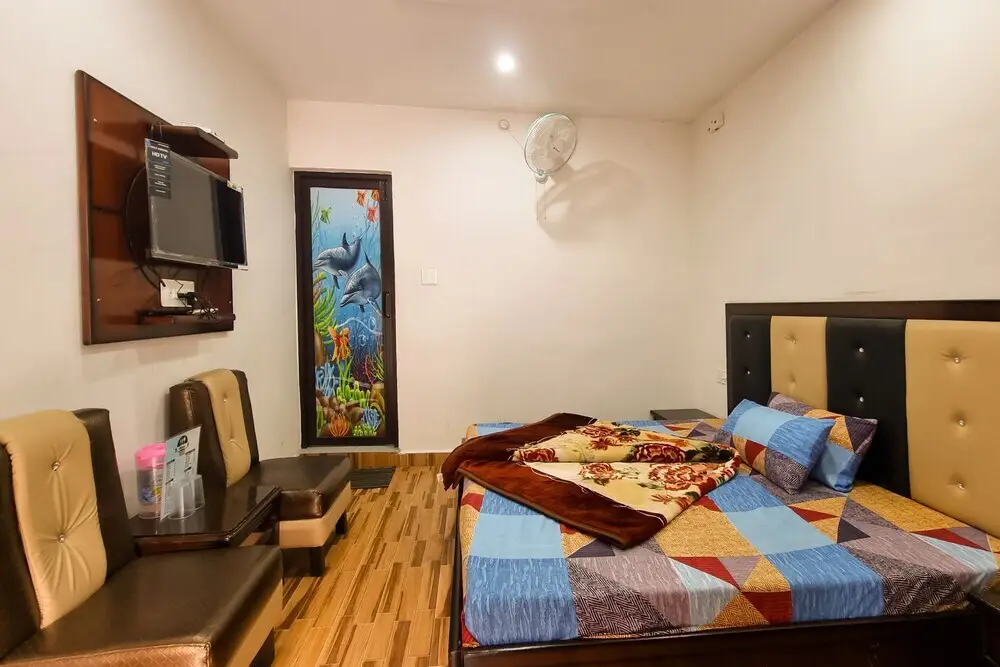 Чамба: Hotel Anmol Dalhousie