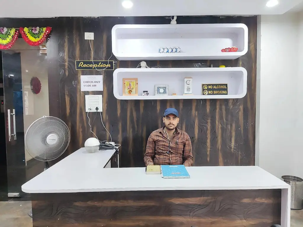 Дарбханга: Hotel Kanha Shyam Madhubani