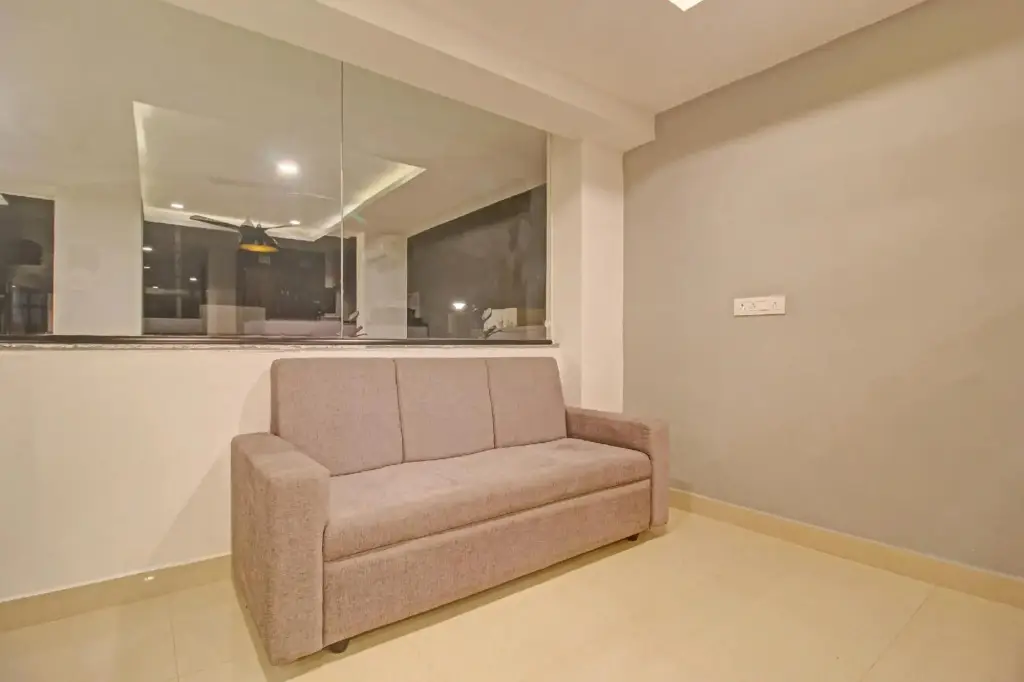 Хидерабад: OYO Townhouse 733 Whiteridge Gachibowli