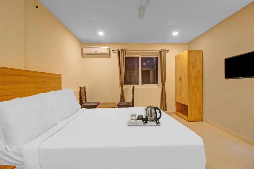 Хидерабад: OYO Townhouse 733 Whiteridge Gachibowli