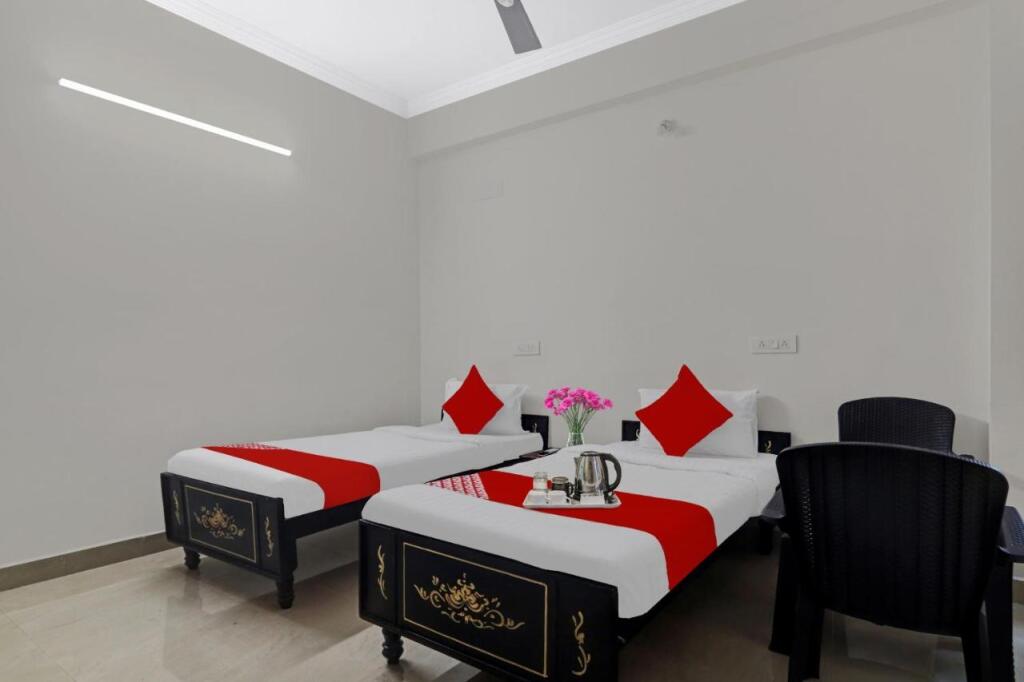 Хидерабад: Oyo 91495 Hotel Vijay Laxmi Residency
